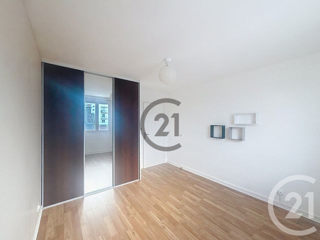 Appartement T3 à louer - 3 pièces - 78.35 m2 - TROYES - 10 - CHAMPAGNE-ARDENNE - Century 21 Martinot Immobilier
