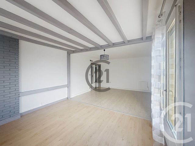 Appartement T3 à louer - 3 pièces - 78.35 m2 - TROYES - 10 - CHAMPAGNE-ARDENNE - Century 21 Martinot Immobilier