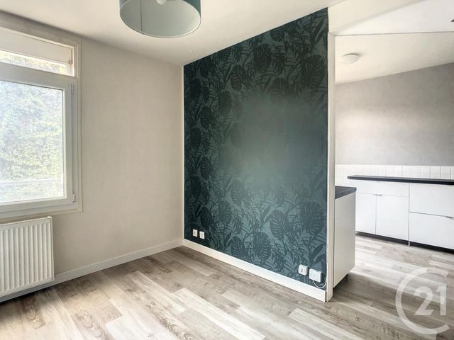 Appartement F2 à louer - 2 pièces - 41.39 m2 - TROYES - 10 - CHAMPAGNE-ARDENNE - Century 21 Martinot Immobilier