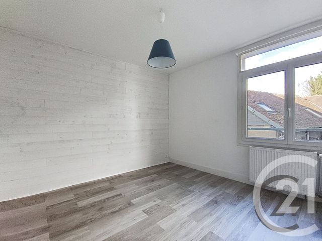 Appartement F2 à louer - 2 pièces - 41.39 m2 - TROYES - 10 - CHAMPAGNE-ARDENNE - Century 21 Martinot Immobilier