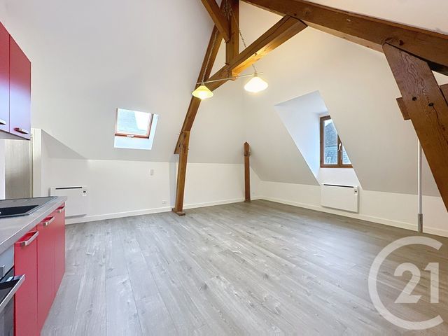 Appartement F2 à louer - 2 pièces - 34.33 m2 - TROYES - 10 - CHAMPAGNE-ARDENNE - Century 21 Martinot Immobilier
