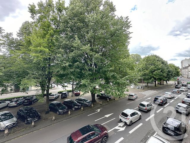 Appartement F4 à louer - 4 pièces - 101.52 m2 - TROYES - 10 - CHAMPAGNE-ARDENNE - Century 21 Martinot Immobilier