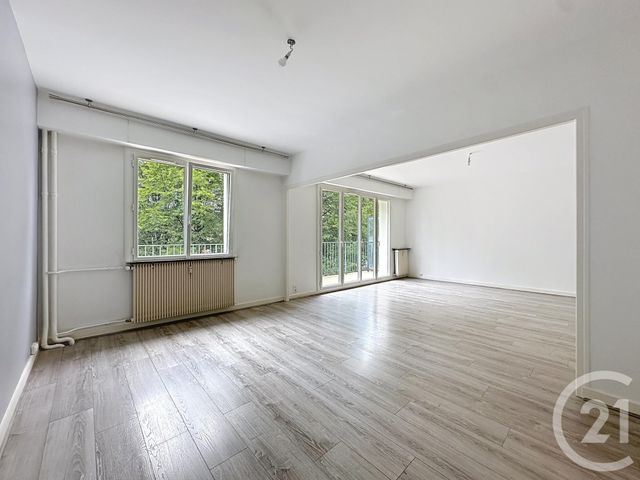 Appartement F4 à louer - 4 pièces - 101.52 m2 - TROYES - 10 - CHAMPAGNE-ARDENNE - Century 21 Martinot Immobilier
