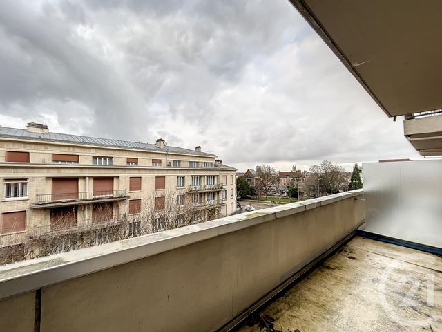 Appartement T3 à louer - 3 pièces - 66.97 m2 - TROYES - 10 - CHAMPAGNE-ARDENNE - Century 21 Martinot Immobilier