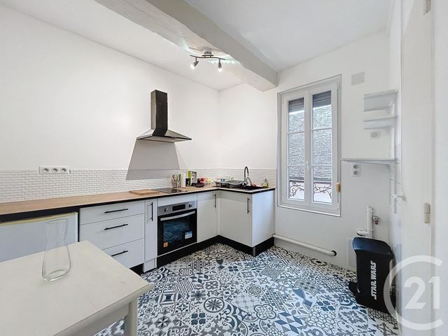 Appartement Studio à louer - 1 pièce - 31.95 m2 - TROYES - 10 - CHAMPAGNE-ARDENNE - Century 21 Martinot Immobilier