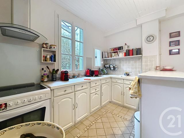 Appartement T4 à vendre - 5 pièces - 101.17 m2 - TROYES - 10 - CHAMPAGNE-ARDENNE - Century 21 Martinot Immobilier