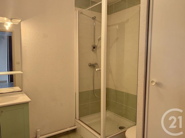 Appartement F1 à louer - 1 pièce - 23.9 m2 - TROYES - 10 - CHAMPAGNE-ARDENNE - Century 21 Martinot Immobilier