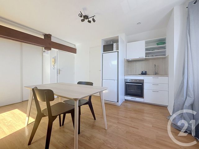 Appartement Studio à louer - 1 pièce - 25.0 m2 - TROYES - 10 - CHAMPAGNE-ARDENNE - Century 21 Martinot Immobilier