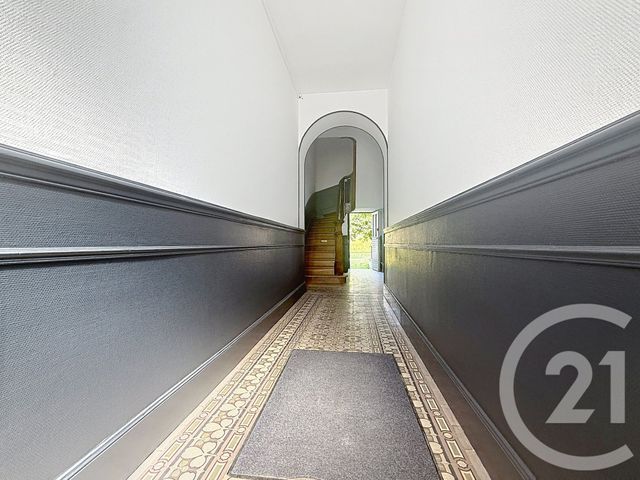 Appartement Studio à louer - 1 pièce - 25.0 m2 - TROYES - 10 - CHAMPAGNE-ARDENNE - Century 21 Martinot Immobilier