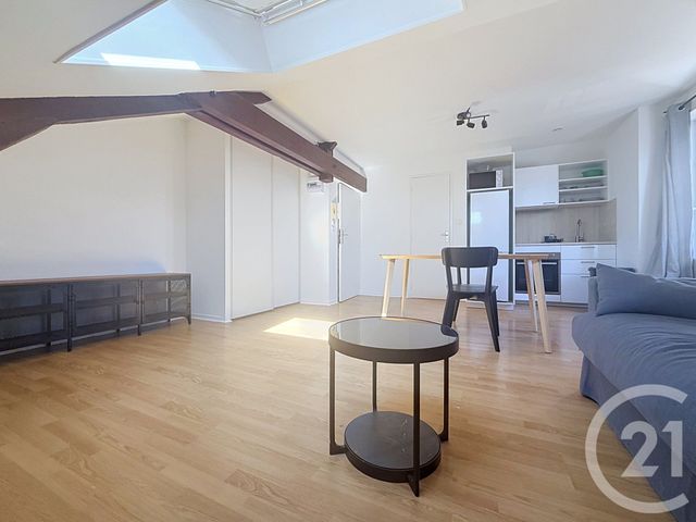 Appartement Studio à louer - 1 pièce - 25.0 m2 - TROYES - 10 - CHAMPAGNE-ARDENNE - Century 21 Martinot Immobilier