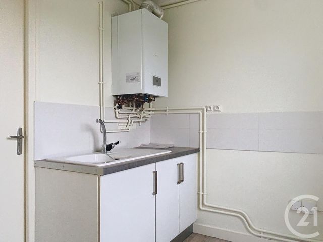 Appartement F3 à louer - 3 pièces - 50.0 m2 - TROYES - 10 - CHAMPAGNE-ARDENNE - Century 21 Martinot Immobilier