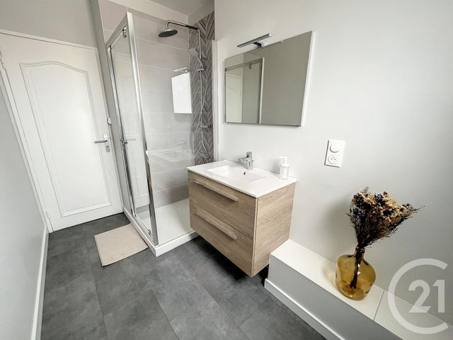 Appartement F4 à louer - 4 pièces - 79.48 m2 - TROYES - 10 - CHAMPAGNE-ARDENNE - Century 21 Martinot Immobilier