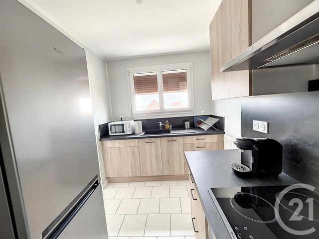 Appartement F4 à louer - 4 pièces - 79.48 m2 - TROYES - 10 - CHAMPAGNE-ARDENNE - Century 21 Martinot Immobilier