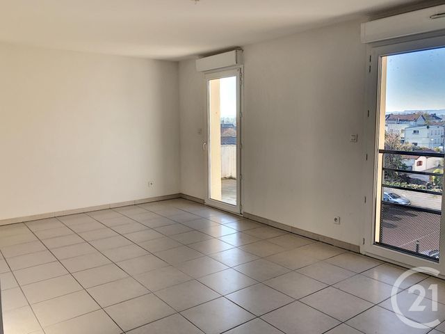Appartement F3 à louer STE SAVINE