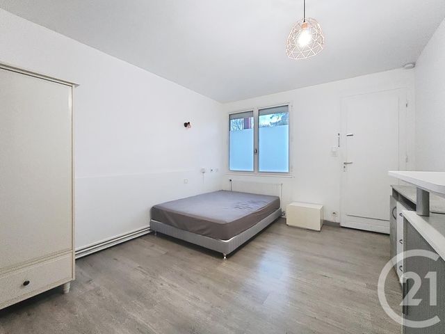 Appartement F1 à vendre - 1 pièce - 17.7 m2 - STE SAVINE - 10 - CHAMPAGNE-ARDENNE - Century 21 Martinot Immobilier