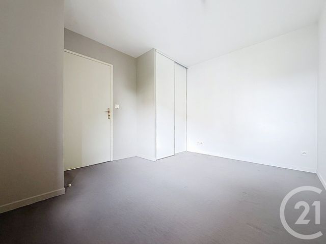Appartement F2 à louer - 2 pièces - 47.34 m2 - 10 - CHAMPAGNE-ARDENNE - Century 21 Martinot Immobilier