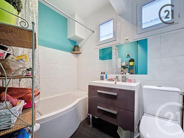 maison à vendre - 5 pièces - 131.0 m2 - STE SAVINE - 10 - CHAMPAGNE-ARDENNE - Century 21 Martinot Immobilier