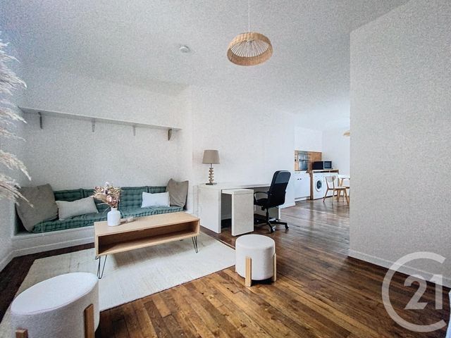 Appartement T1 à louer - 1 pièce - 34.0 m2 - TROYES - 10 - CHAMPAGNE-ARDENNE - Century 21 Martinot Immobilier