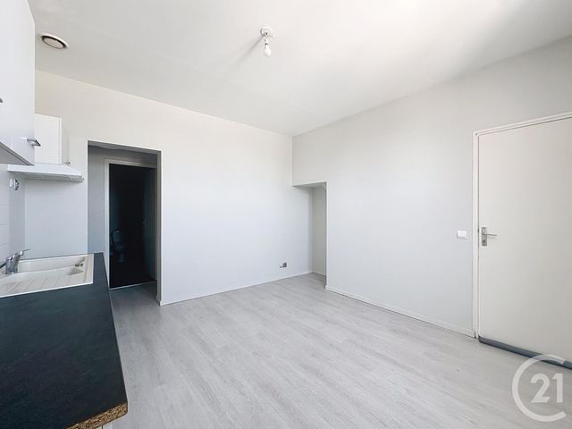 Appartement F2 à louer - 2 pièces - 28.5 m2 - TROYES - 10 - CHAMPAGNE-ARDENNE - Century 21 Martinot Immobilier