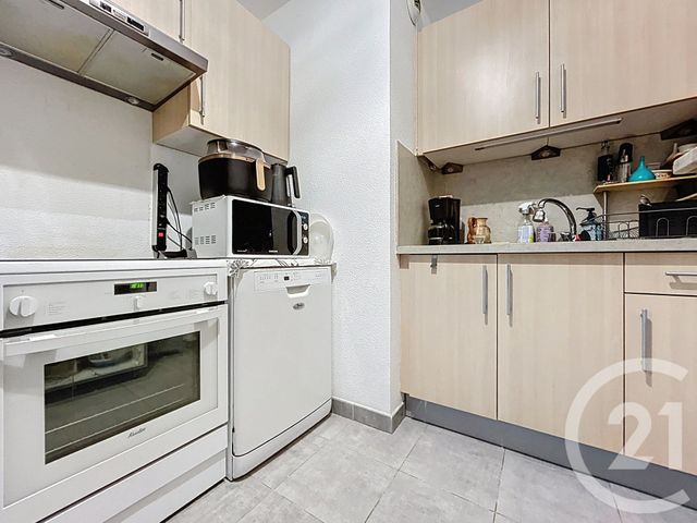 Appartement F2 à vendre - 2 pièces - 42.0 m2 - TROYES - 10 - CHAMPAGNE-ARDENNE - Century 21 Martinot Immobilier