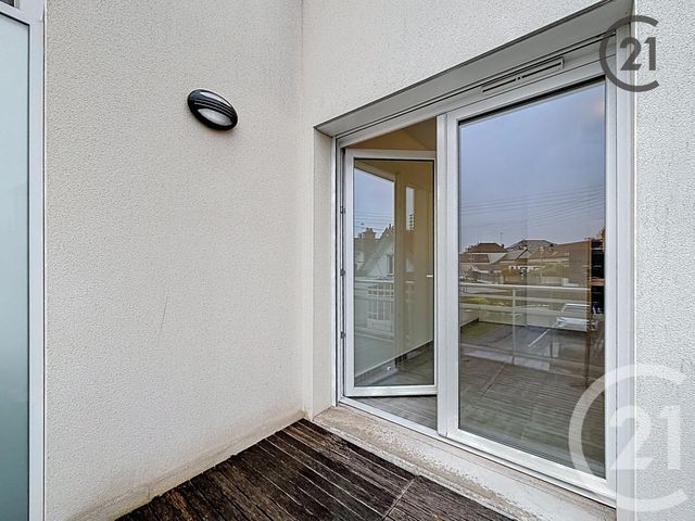 Appartement F3 à vendre - 3 pièces - 65.97 m2 - TROYES - 10 - CHAMPAGNE-ARDENNE - Century 21 Martinot Immobilier