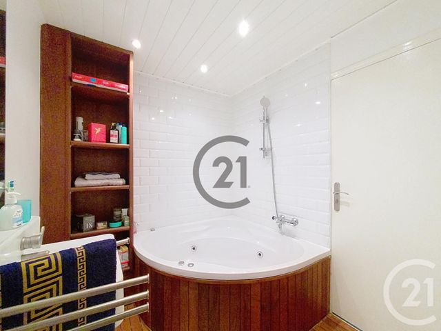 Appartement T3 à vendre - 3 pièces - 70.31 m2 - TROYES - 10 - CHAMPAGNE-ARDENNE - Century 21 Martinot Immobilier