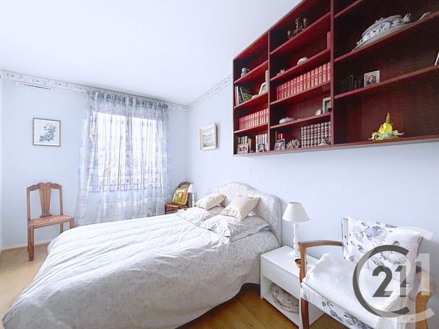 Appartement F3 à vendre - 3 pièces - 93.65 m2 - TROYES - 10 - CHAMPAGNE-ARDENNE - Century 21 Martinot Immobilier