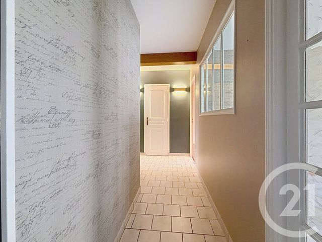 Appartement F4 à vendre - 4 pièces - 79.0 m2 - ST ANDRE LES VERGERS - 10 - CHAMPAGNE-ARDENNE - Century 21 Martinot Immobilier