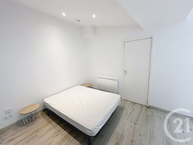 Appartement Studio à louer - 1 pièce - 29.86 m2 - TROYES - 10 - CHAMPAGNE-ARDENNE - Century 21 Martinot Immobilier