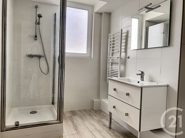 Appartement F4 à louer - 4 pièces - 71.0 m2 - TROYES - 10 - CHAMPAGNE-ARDENNE - Century 21 Martinot Immobilier