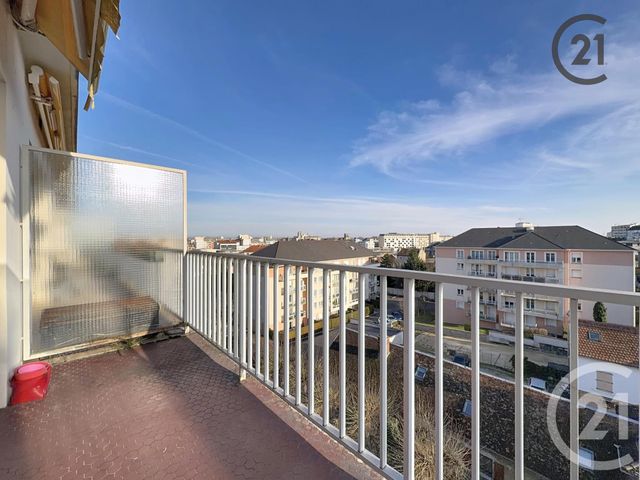 Appartement T2 à louer - 2 pièces - 61.7 m2 - TROYES - 10 - CHAMPAGNE-ARDENNE - Century 21 Martinot Immobilier