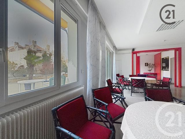 Appartement T2 à louer - 2 pièces - 61.7 m2 - TROYES - 10 - CHAMPAGNE-ARDENNE - Century 21 Martinot Immobilier