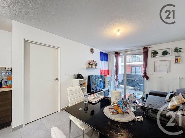 Appartement F2 à vendre - 2 pièces - 38.0 m2 - TROYES - 10 - CHAMPAGNE-ARDENNE - Century 21 Martinot Immobilier