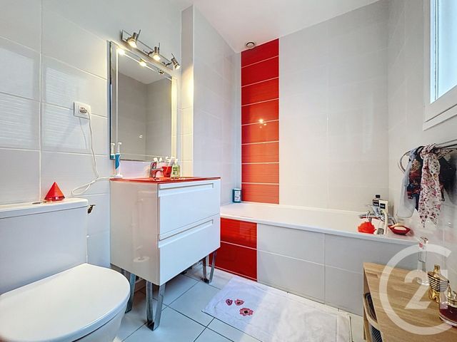 maison à vendre - 5 pièces - 115.0 m2 - ST ANDRE LES VERGERS - 10 - CHAMPAGNE-ARDENNE - Century 21 Martinot Immobilier