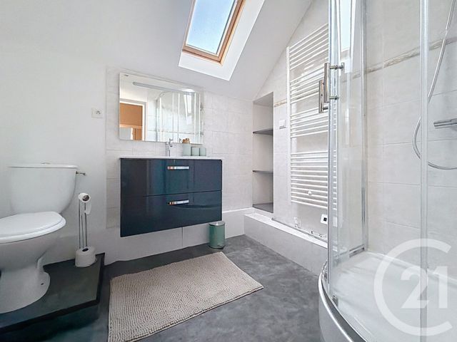 Appartement F3 à louer - 3 pièces - 58.16 m2 - TROYES - 10 - CHAMPAGNE-ARDENNE - Century 21 Martinot Immobilier