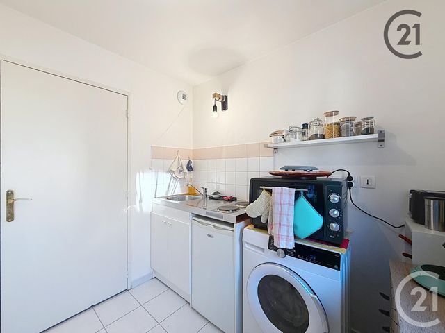 Appartement T2 à vendre - 2 pièces - 47.8 m2 - TROYES - 10 - CHAMPAGNE-ARDENNE - Century 21 Martinot Immobilier