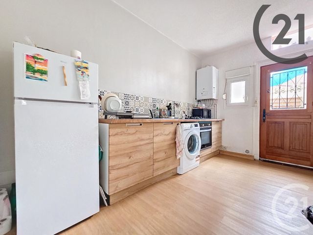 Appartement T2 à vendre - 2 pièces - 47.0 m2 - TROYES - 10 - CHAMPAGNE-ARDENNE - Century 21 Martinot Immobilier