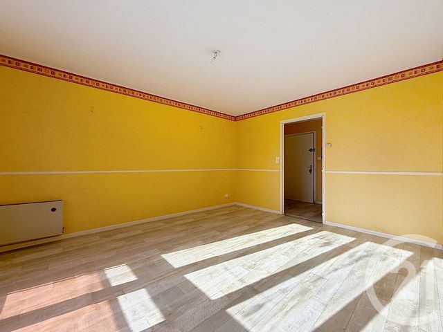 Appartement F2 à vendre - 2 pièces - 46.0 m2 - STE SAVINE - 10 - CHAMPAGNE-ARDENNE - Century 21 Martinot Immobilier