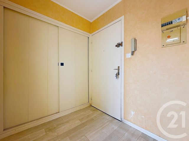 Appartement F2 à vendre - 2 pièces - 46.0 m2 - STE SAVINE - 10 - CHAMPAGNE-ARDENNE - Century 21 Martinot Immobilier