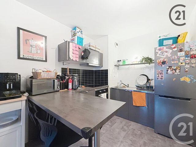 Appartement à vendre - 2 pièces - 40.25 m2 - TROYES - 10 - CHAMPAGNE-ARDENNE - Century 21 Martinot Immobilier