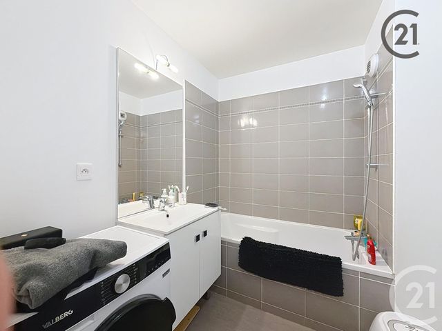 Appartement à vendre - 2 pièces - 40.25 m2 - TROYES - 10 - CHAMPAGNE-ARDENNE - Century 21 Martinot Immobilier