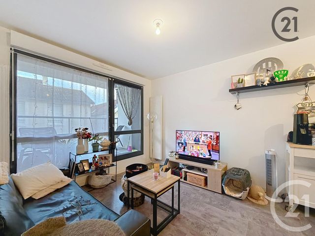 Appartement à vendre - 2 pièces - 40.25 m2 - TROYES - 10 - CHAMPAGNE-ARDENNE - Century 21 Martinot Immobilier