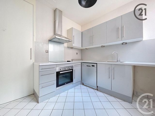 Appartement F3 à vendre - 3 pièces - 54.16 m2 - TROYES - 10 - CHAMPAGNE-ARDENNE - Century 21 Martinot Immobilier