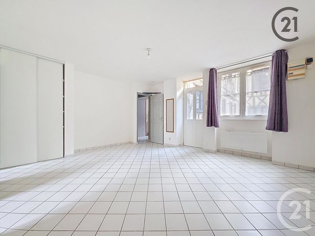 Appartement F3 à vendre - 3 pièces - 54.16 m2 - TROYES - 10 - CHAMPAGNE-ARDENNE - Century 21 Martinot Immobilier