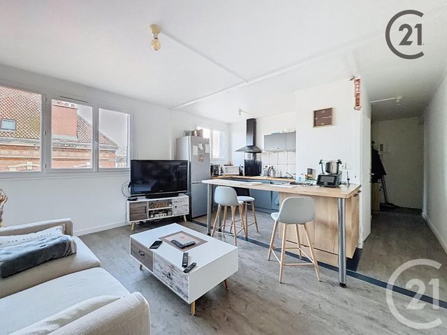 Appartement F2 à louer STE SAVINE