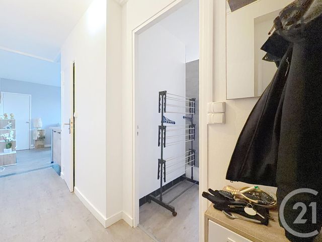 Appartement F2 à louer - 2 pièces - 41.58 m2 - STE SAVINE - 10 - CHAMPAGNE-ARDENNE - Century 21 Martinot Immobilier