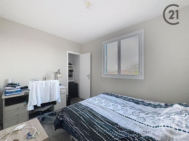 Appartement F2 à louer - 2 pièces - 41.58 m2 - STE SAVINE - 10 - CHAMPAGNE-ARDENNE - Century 21 Martinot Immobilier