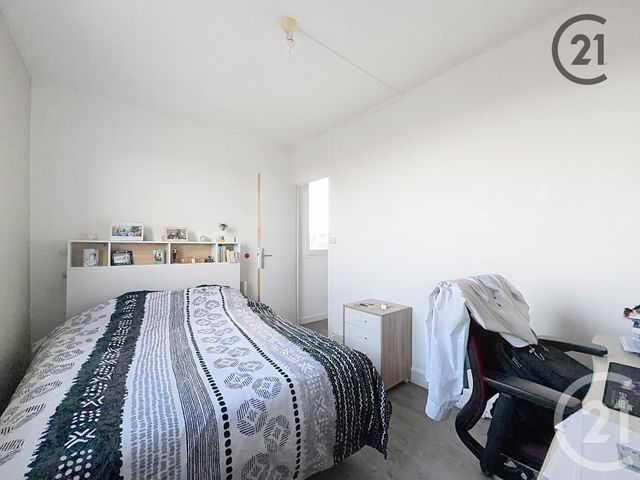 Appartement F2 à louer - 2 pièces - 41.58 m2 - STE SAVINE - 10 - CHAMPAGNE-ARDENNE - Century 21 Martinot Immobilier