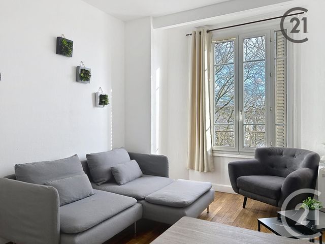 Appartement à louer - 2 pièces - 35.0 m2 - TROYES - 10 - CHAMPAGNE-ARDENNE - Century 21 Martinot Immobilier