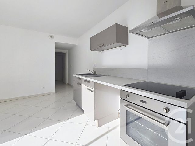 Appartement à vendre - 3 pièces - 57.83 m2 - TROYES - 10 - CHAMPAGNE-ARDENNE - Century 21 Martinot Immobilier